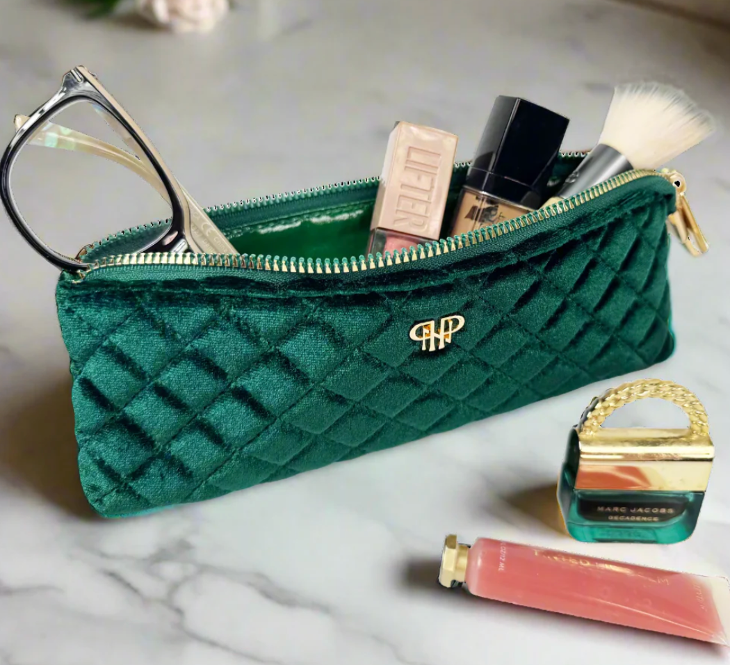 Sleek Stash Go-To-Case - Emerald Velvet
